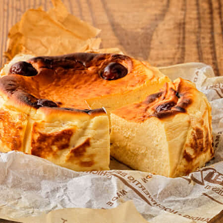 コルテッツァチーズケーキ　ラムチェリー｜茅ヶ崎市でケーキのデリバリーならオーガニックガーデン茅ヶ崎