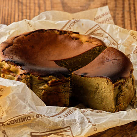 コルテッツァチーズケーキ　ほうじ茶｜茅ヶ崎市でケーキのデリバリーならオーガニックガーデン茅ヶ崎