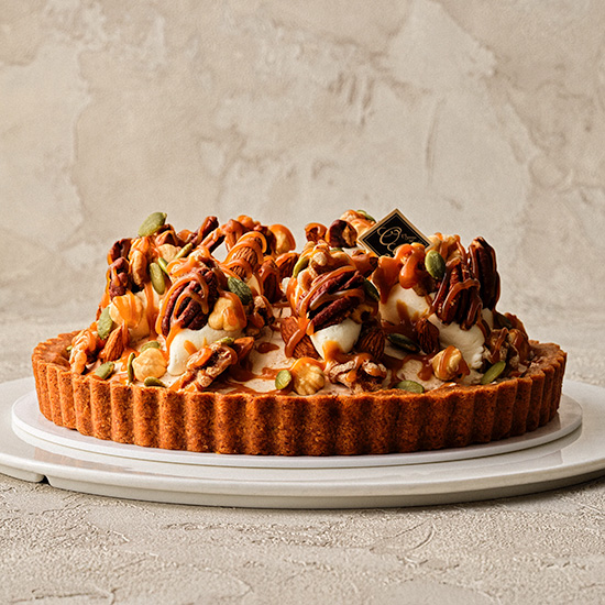 キャラメルナッツタルト キャラメルナッツタルト|茅ヶ崎市でケーキのデリバリーならオーガニックガーデン茅ヶ崎