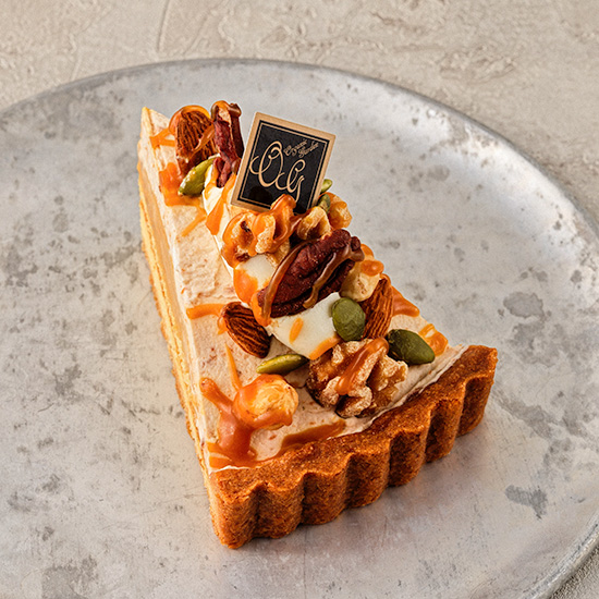 キャラメルナッツタルト キャラメルナッツタルト|茅ヶ崎市でケーキのデリバリーならオーガニックガーデン茅ヶ崎